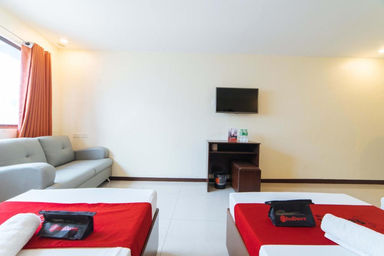 Reddoorz Near Victoria Mall Davao Zewnętrze zdjęcie