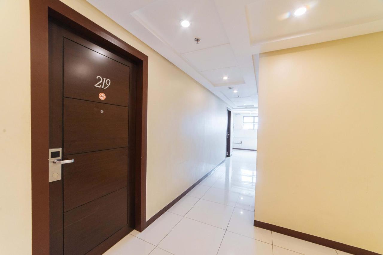 Reddoorz Near Victoria Mall Davao Zewnętrze zdjęcie