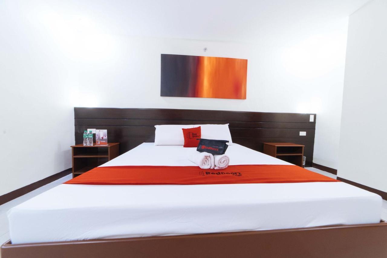 Reddoorz Near Victoria Mall Davao Zewnętrze zdjęcie