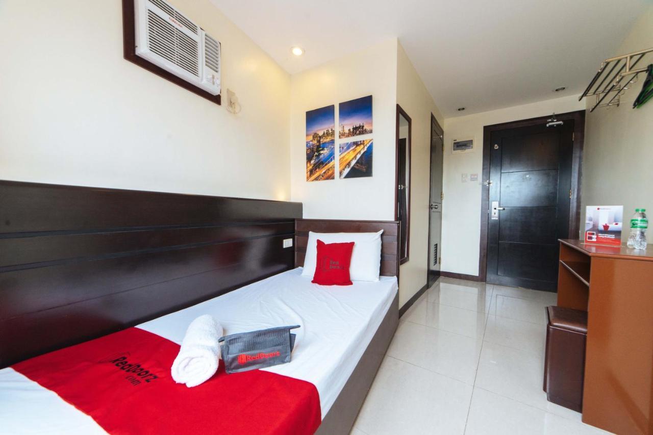 Reddoorz Near Victoria Mall Davao Zewnętrze zdjęcie